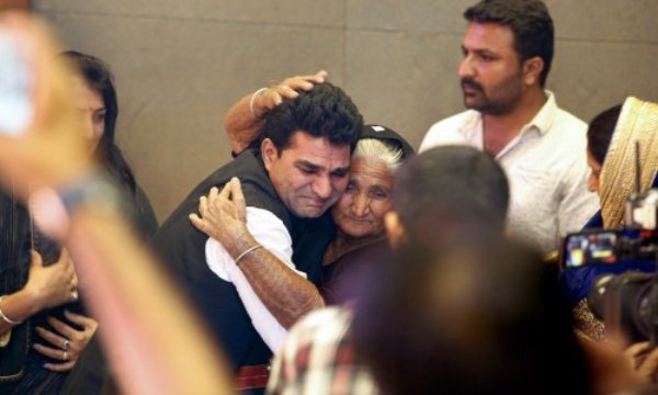 5 things to know about Isudan Gadhvi AAP CM face in Gujarat Annouced by Arvind Kejriwal 