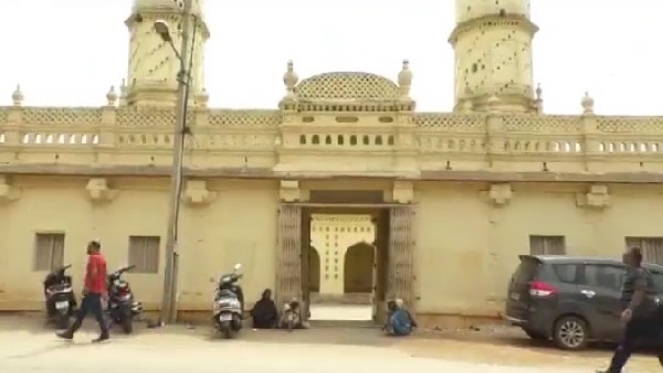 Jamia Mosque row: Bajarang dal sabmits PIL to HC, demands to vacate