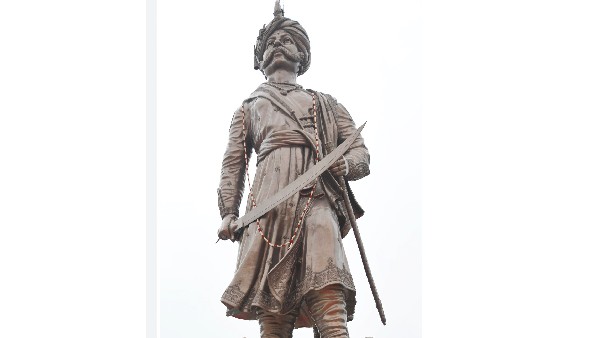 ಕಮಲದವರ ಕಣ್ಣಿಗೆ ಕಾಮಾಲೆ ಬಡಿದಿದೆಯಾ..? 