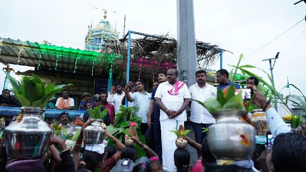 ಕನ್ನಡ ಮಂತ್ರ ಜಪಿಸುತ್ತಿರುವ ಕುಮಾರಸ್ವಾಮಿ 