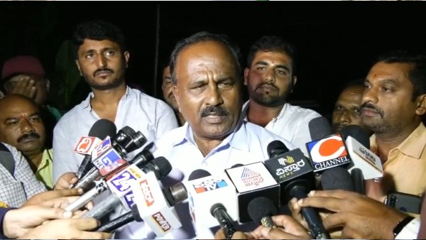 ರಾಜಕಾರಣ ದೃಷ್ಟಿ ಇಟ್ಟುಕೊಂಡು ಯಾವುದೇ ಕೆಲಸ ಮಾಡುತ್ತಿಲ್ಲ 