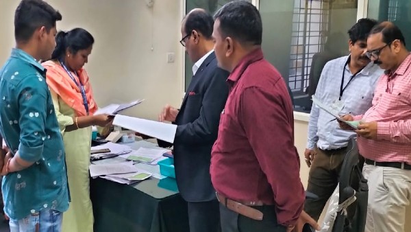 Lokayukta raid on sub-registrar offices in various districts including Bangalore