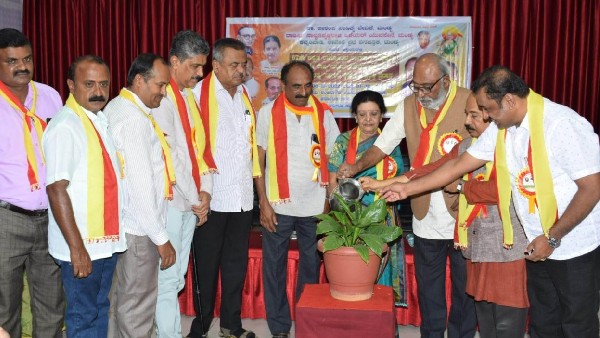 The Number Of Kannada Speakers In Karnataka reduced to 39pc