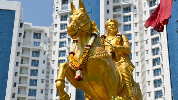 CM Basavraj Bommai Inaugurates Kedambadi Ramaiah Gowda Statue In Mangaluru 