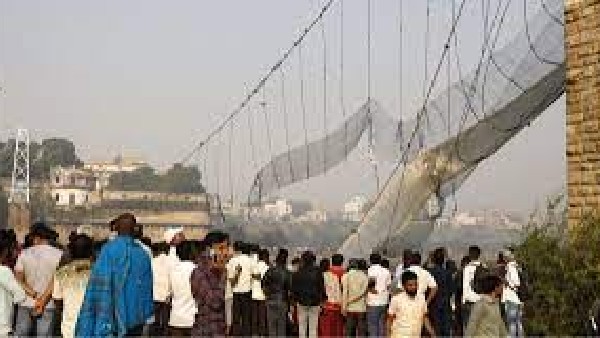 ಮೋದಿ ಆಸ್ಪತ್ರೆ ಭೇಟಿಗೆ ಟೀಕೆ 