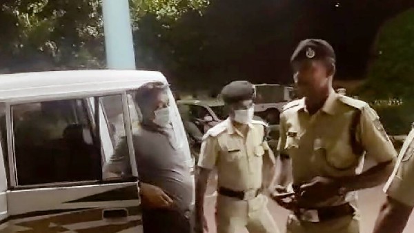 ಮಾಜಿ ಮುಖ್ಯ ಕಾರ್ಯದರ್ಶಿ ಜಿತೇಂದ್ರ ನರೇನ್ ಬಂಧನ ಮಾಜಿ ಮುಖ್ಯ ಕಾರ್ಯದರ್ಶಿ ಜಿತೇಂದ್ರ ನರೇನ್ ಬಂಧನ