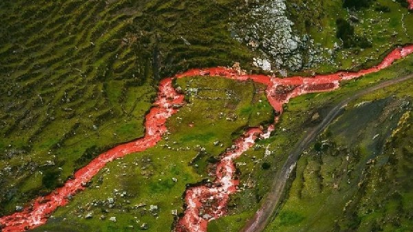 Peru Red river that amazes viewers watch the video South America