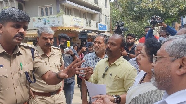 ರಸ್ತೆಗುಂಡಿಯಿಂದ ಟ್ರ್ಯಾಕ್ಟರ್ ಚಕ್ರಕ್ಕೆ ಸಿಲುಕಿ ವ್ಯಕ್ತಿ ಸಾವು