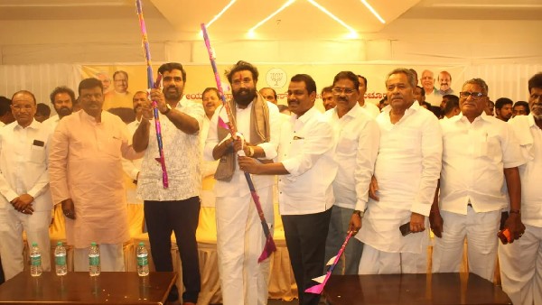Purchase of 1600 buses for Kalyana karnataka Sriramulu promise in Raichur Purchase of 1600 buses for Kalyana karnataka Sriramulu promise in Raichur