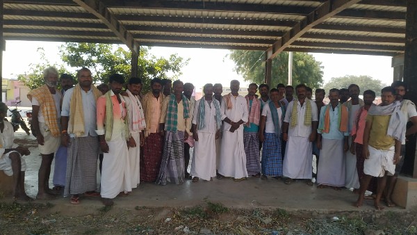 ಕಾಯಿಲೆಗಳಿಗೆ ತುತ್ತಾಗುತ್ತಿರುವ ಹಮಾಲಿಗಳು ಕಾಯಿಲೆಗಳಿಗೆ ತುತ್ತಾಗುತ್ತಿರುವ ಹಮಾಲಿಗಳು