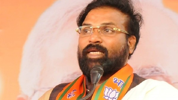 Minister B Sriramulu Slams Congress Leaders over SC ST Reservation Hike