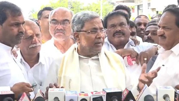 ಗುಂಬಜ್ ರೀತಿ ಇರುವುದನೆಲ್ಲಾ ಒಡೆದು ಬಿಡುತ್ತಾರಾ..? 