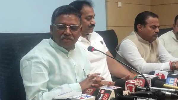 ಸಚಿವರ ವಿರುದ್ಧ ಪ್ರಕರಣ ದಾಖಲು 