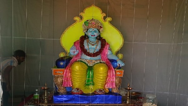 ಕೃಷ್ಣನ ಪೂಜೆ ಮಾಡುವುದು ನಮಗೆ ಖುಷಿ ಕೃಷ್ಣನ ಪೂಜೆ ಮಾಡುವುದು ನಮಗೆ ಖುಷಿ