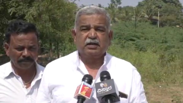 ಬಾದಾಮಿಯಲ್ಲಿ ಸ್ಪರ್ಧಿಸದಿದ್ದರೆ ವಿಷ ತಗೋತಿವಿ ಬಾದಾಮಿಯಲ್ಲಿ ಸ್ಪರ್ಧಿಸದಿದ್ದರೆ ವಿಷ ತಗೋತಿವಿ