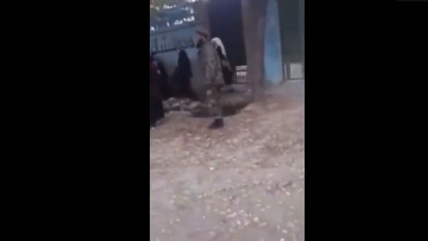 ಮಹಿಳೆಯರು ಧರಿಸಬೇಕಾದ ಉಡುಪು ನಿಖಾಬ್ ಮಹಿಳೆಯರು ಧರಿಸಬೇಕಾದ ಉಡುಪು ನಿಖಾಬ್