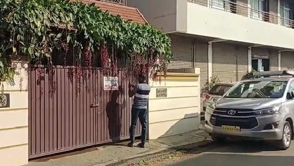 IT Raid On Congress Leader And Former MLC Gayathri Shanthegowda House