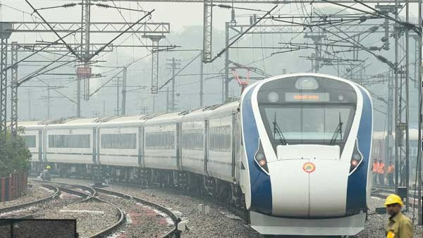 ವಾರದಲ್ಲಿ ಆರು ದಿನ ಸಂಚಾರ 