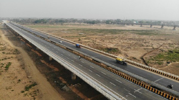 Due To New Year Celebration Bangalore Mysore Highway Closed Today 