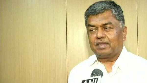 ಅರಣ್ಯಭೂಮಿ ಮೇಲೆ ಹೆಚ್ಚು ಅವಲಂಬಿತ