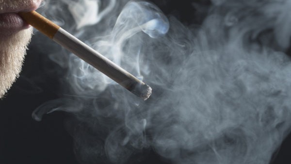  ಸ್ಮೋಕಿಂಗ್ ಝೋನ್ ಆದೇಶಕ್ಕೆ ಆಕ್ರೋಶ