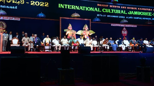 ವಿದ್ಯಾರ್ಥಿಗಳಿಗೆ ಹೊಸ ಮಾರ್ಗ 