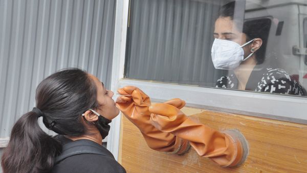 Corona Vaccine: Indian Hospitals Starts to give Nasal Vaccine against coronavirus; 10 Major Points Corona Vaccine: Indian Hospitals Starts to give Nasal Vaccine against coronavirus; 10 Major Points