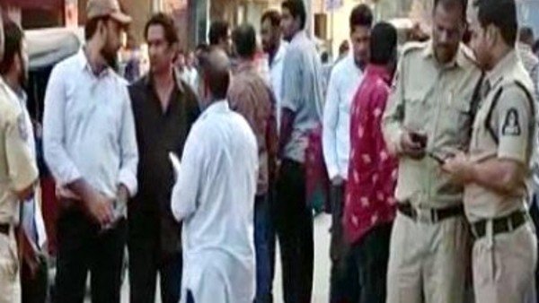 Man killed in AIMIM party office At Hyderabad 