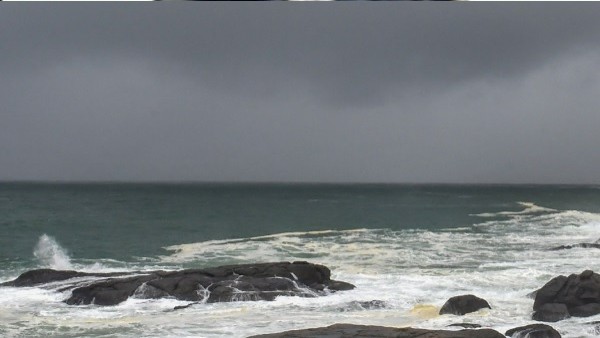 ರಾಜ್ಯಗಳಲ್ಲಿ ಭೂಕುಸಿತ- ತಗ್ಗು ಪ್ರದೇಶಗಳಿಗೆ ನೀರು