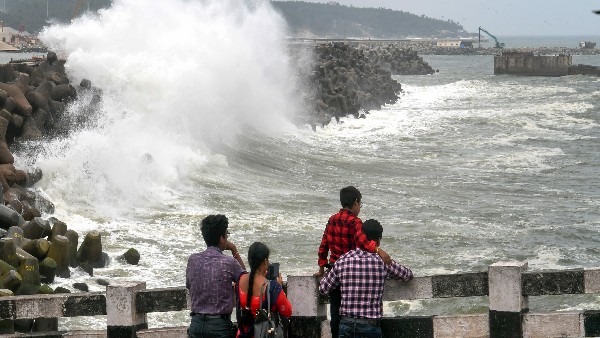 ಶಾಲಾ-ಕಾಲೇಜುಗಳಿಗೆ ರಜೆ ಘೋಷಣೆ 
