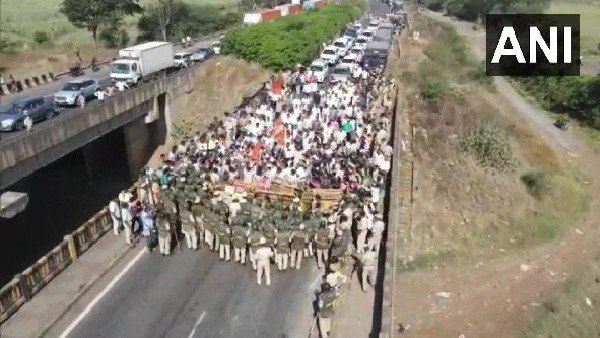  Karnataka-Maharashtra border Row: Maharashtra Minister Gave Water Threat