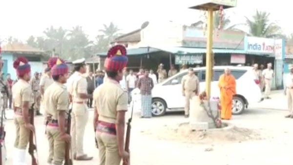 ಅನುಮತಿಯನ್ನು ಪಡೆಯದೆ ರಾಯಣ್ಣ ಚೌಕಿ ನಿರ್ಮಾಣ