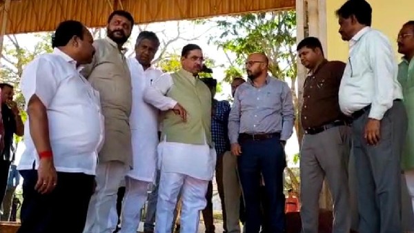 National youth program at dharwad, Pralhad Joshi invited Akshay kumar