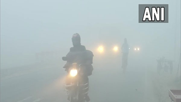 Dense Fog Recorded Across North India Lucknow 1-8 School Class Timings Change