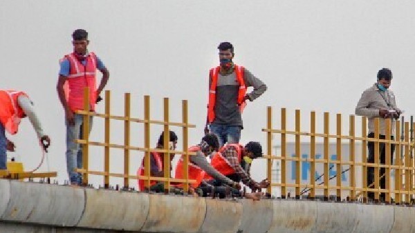  Construction Materials Worth More Than Rs 20 Lakh Have Been Stolen In Bengaluru New Metro Line 