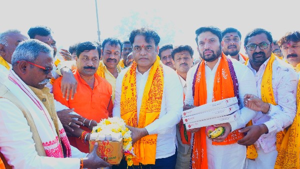 Dr CN Ashwath Narayan meets Yogi Adityanath; Invites to visit Ramanagara 