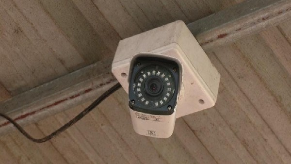  ರಜನಿಗೆ ಆಸರೆಯಾಗಿ ನಿಂತ ಸ್ಥಳೀಯರು 