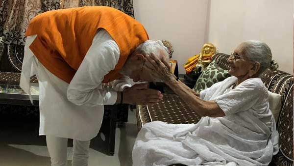 ಮನೆಯ ಖರ್ಚು ದೂಗಿಸಲು ಕೆಲಸ 