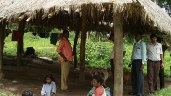 ಸ್ವಾಗತ ಕಮಾನುಗಳನ್ನ ನಿರ್ಮಿಸಲಾಗುತ್ತದೆ 