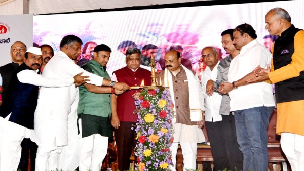 ಕೆಲವು ರೋಗಗಳ ತಡೆಗೆ ಮನೆ ಬಾಗಿಲಿಗೆ ಔಷಧಿ ಕೆಲವು ರೋಗಗಳ ತಡೆಗೆ ಮನೆ ಬಾಗಿಲಿಗೆ ಔಷಧಿ