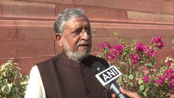 RBI stopped printing the 2,000 rupee currency notes 3 years back says BJP MP Sushil Modi