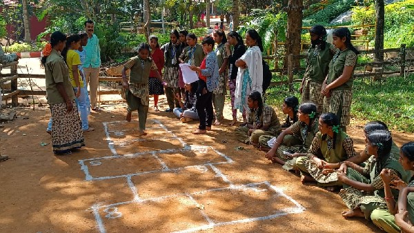 ಜಾನಪದ ಲೋಕದಲ್ಲಿ ಗಣ್ಯರ ಸಮಾಗಮ