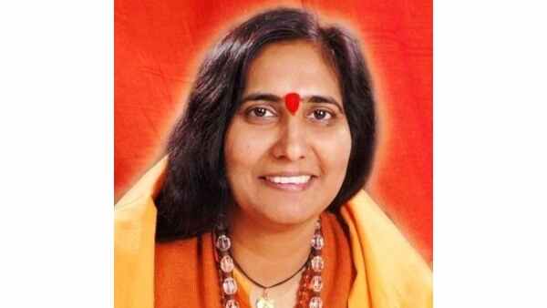 ಮೊದಲು ಒಡೆದು ಈಗ ಜೋಡಿಸುತ್ತಿದ್ದಾರೆ- ಸಾಧ್ವಿ ರಿತಂಬರ