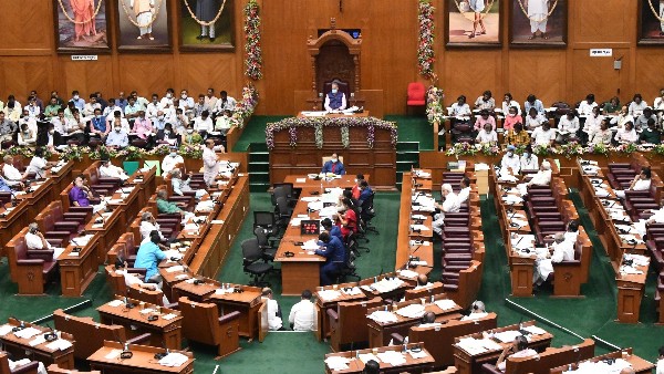 For whom is the session without discussion on the issue of North Karnataka part