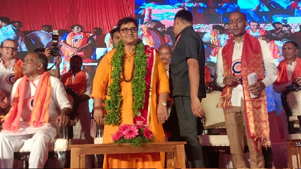 Kanhaiya Kumar Slams Pragya Singh Thakur Over Her Knives Remark