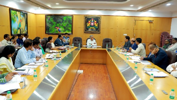 minister somanna instructs banks to grant loans before jan 15