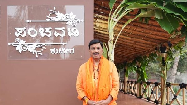 ಗಂಗಾವತಿಯಲ್ಲಿ ಜನಾರ್ದನ್ ರೆಡ್ಡಿ ಸಂಚಾರ ಗಂಗಾವತಿಯಲ್ಲಿ ಜನಾರ್ದನ್ ರೆಡ್ಡಿ ಸಂಚಾರ
