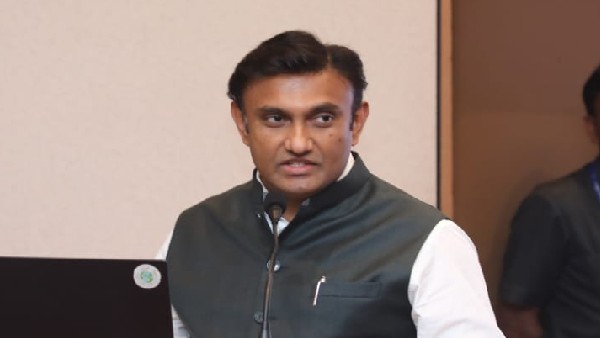 ಪ್ರಧಾನಿಗಳಿಂದ ಆಯುಷ್ಮಾನ್ ಕಾರ್ಡ್ ವಿತರಣೆ ಪ್ರಧಾನಿಗಳಿಂದ ಆಯುಷ್ಮಾನ್ ಕಾರ್ಡ್ ವಿತರಣೆ