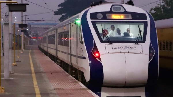 Year end 2022 Vande Bharat Express Train Come To Karnataka 
