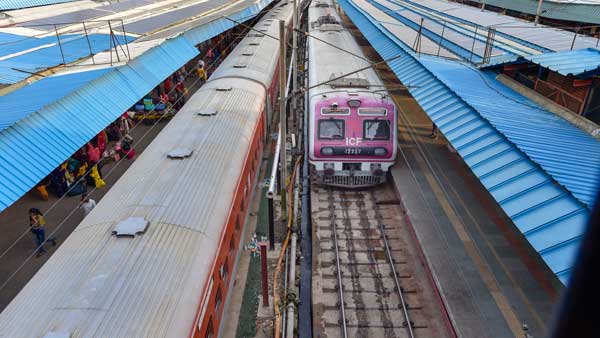 Passengers note, the movement of these 330 trains has been canceled today